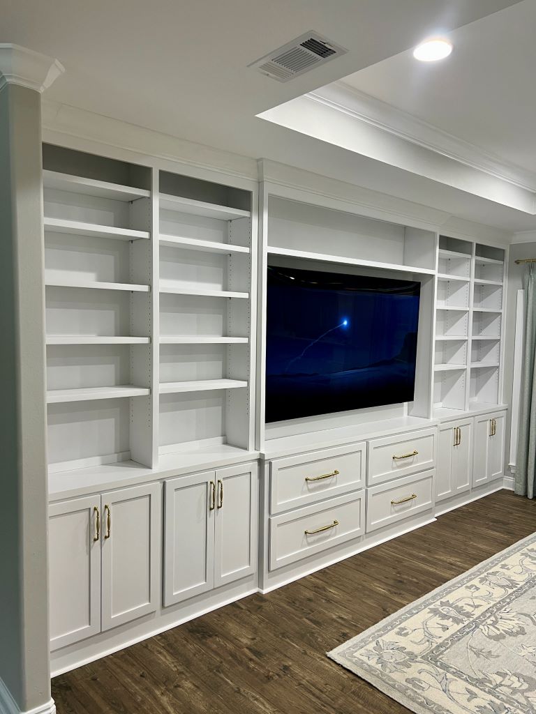 Custom Cabinet Builder - Kitchen, Bath, Office, Closets and Bunk Beds